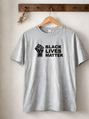 Black Lives Matter Graphic Tee - Light Gray